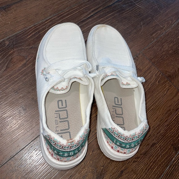 Hey Dudes Slip Ons Boho and Turquoise detailing - Picture 2 of 4